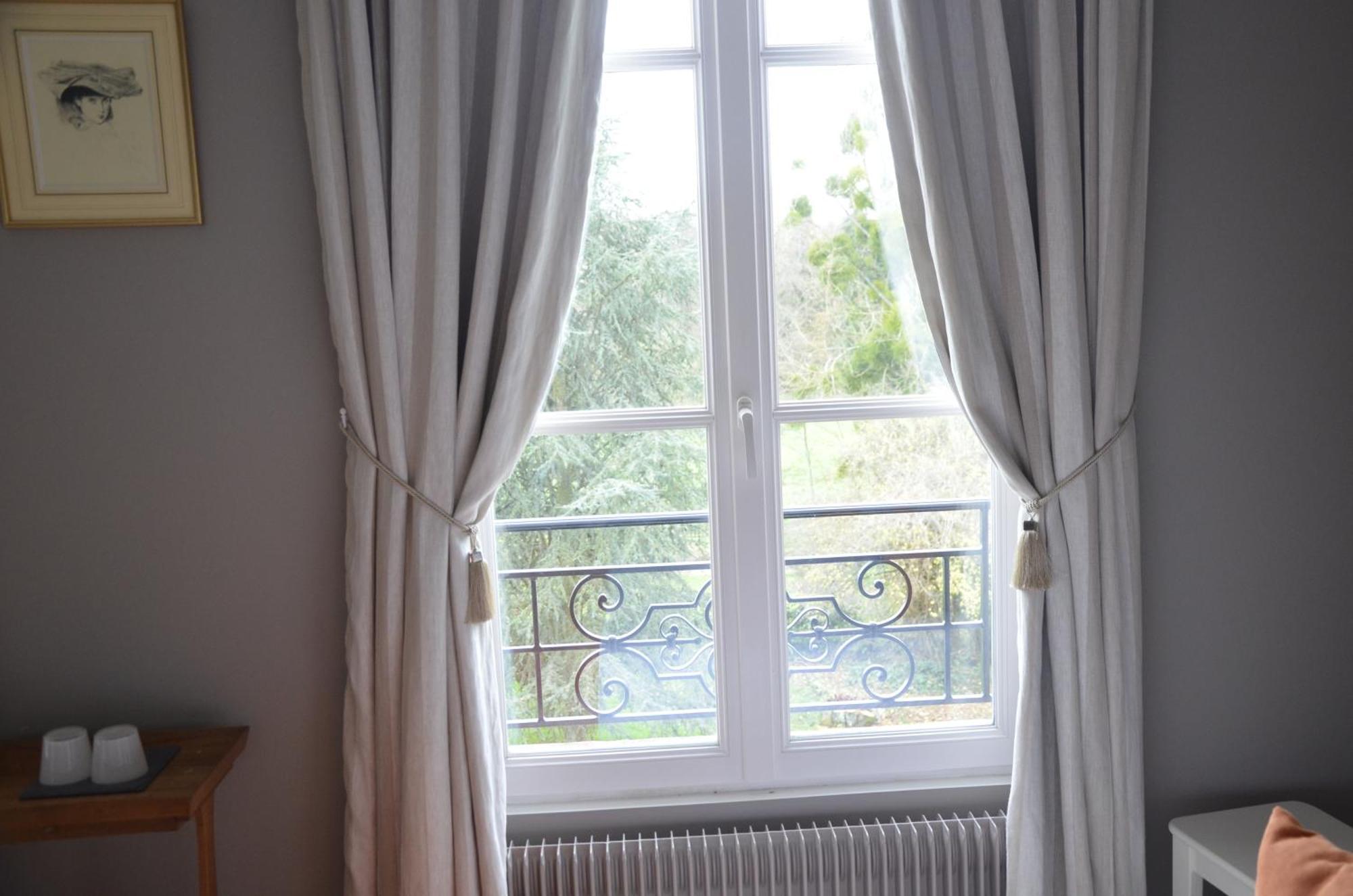 Le Gite Du Bas Manoir Bretteville-sur-Odon Экстерьер фото